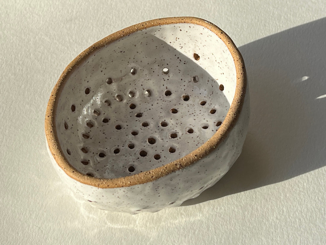 Hand Built Ceramic Colander - Berry Strainer (Speckled White)