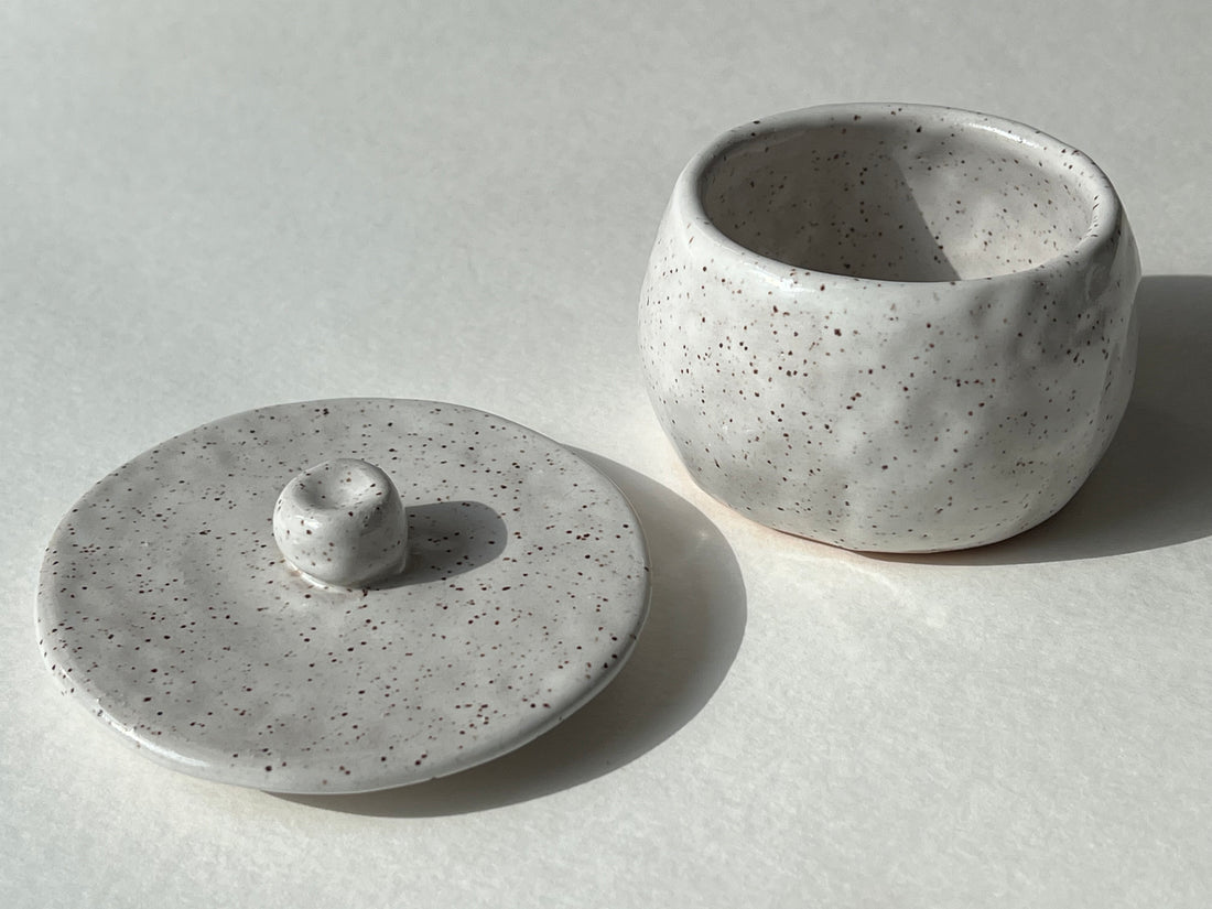 Small White Ceramic Jar with Lid in Speckled Clay