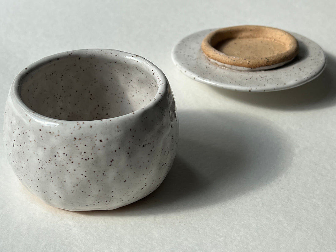 Small White Ceramic Jar with Lid in Speckled Clay