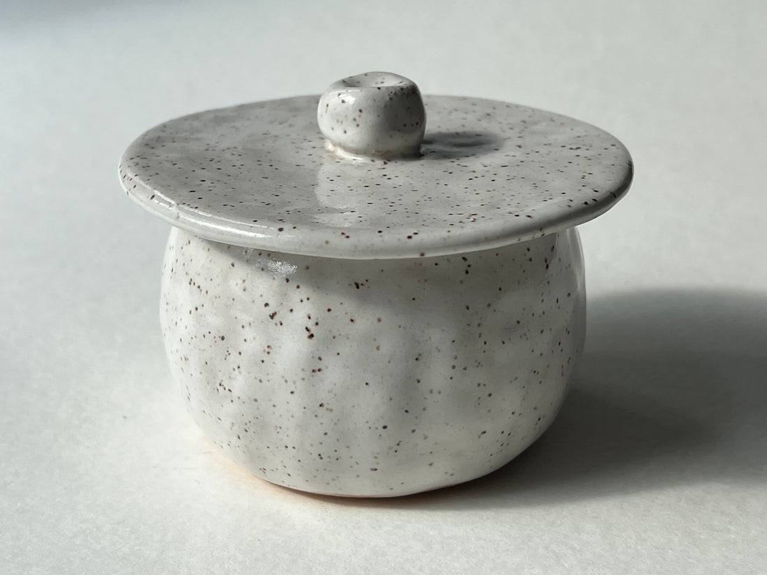 Small White Ceramic Jar with Lid in Speckled Clay